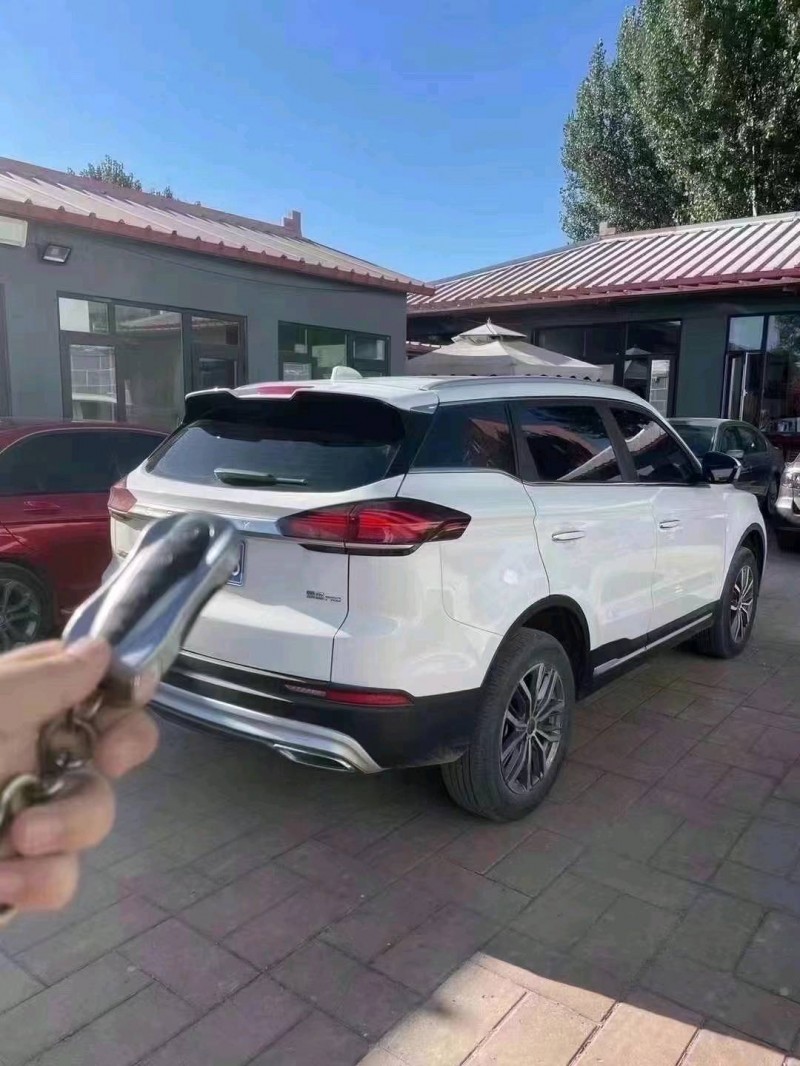 邯郸20年吉利博越7