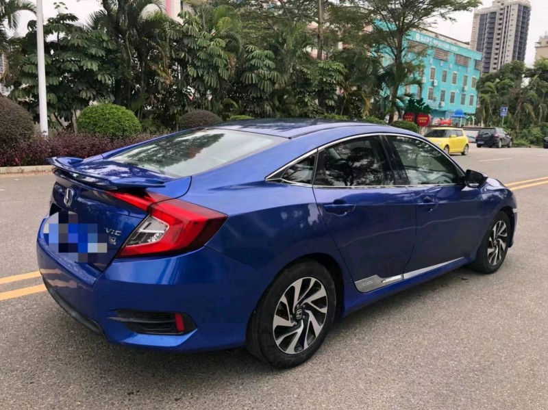 珠海16年本田思域4