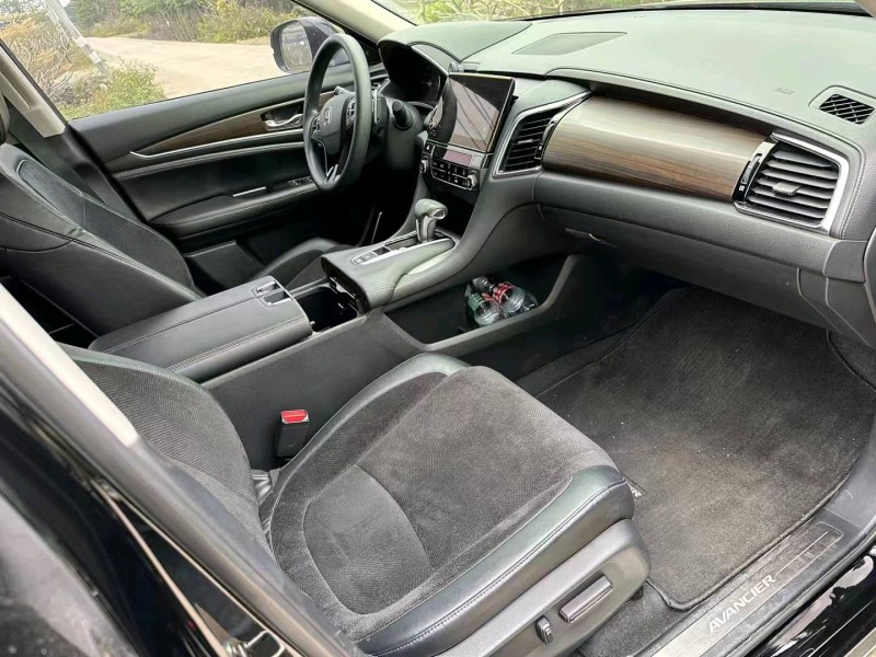 珠海18年本田冠道1