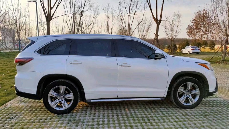 邯郸15年丰田汉兰达2