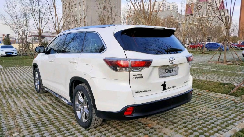 邯郸15年丰田汉兰达7