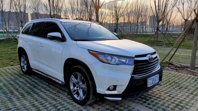 邯郸15年丰田汉兰达9