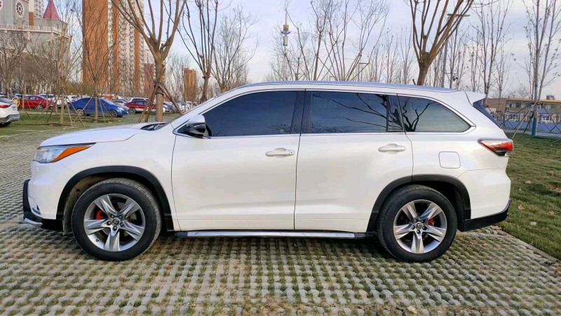 邯郸15年丰田汉兰达8