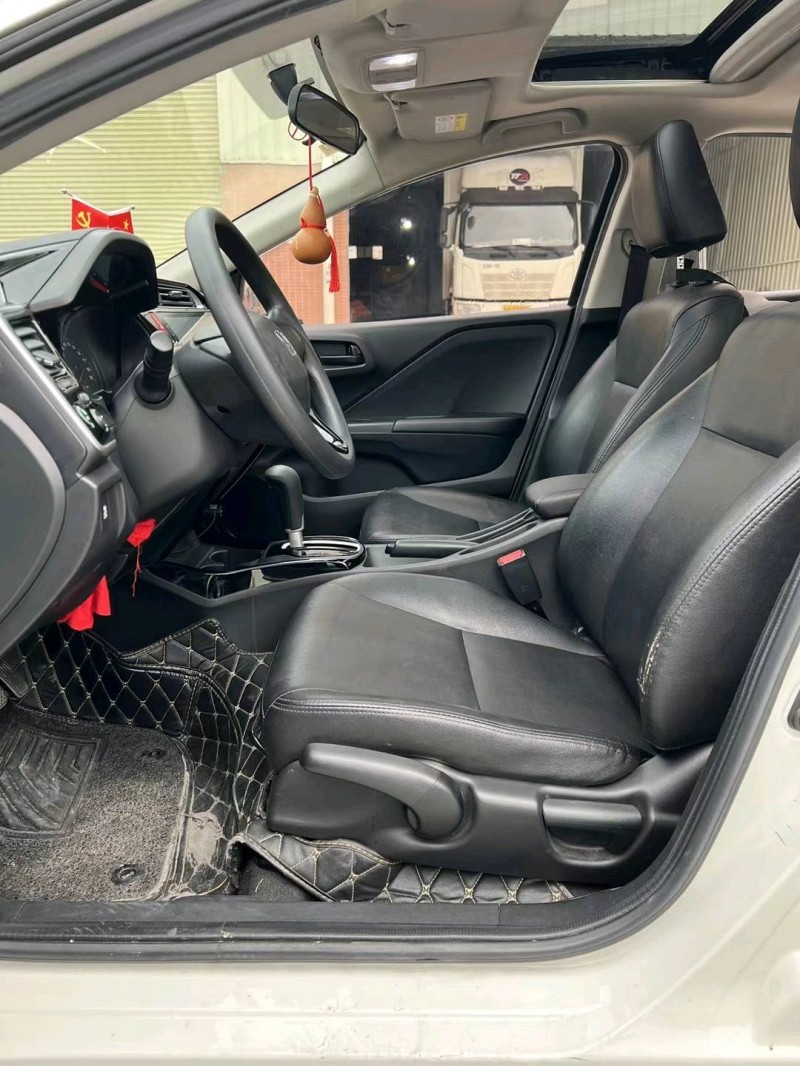 东莞17年本田竞瑞5