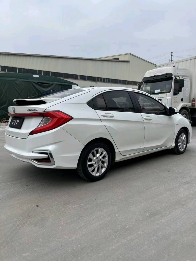 东莞17年本田竞瑞7