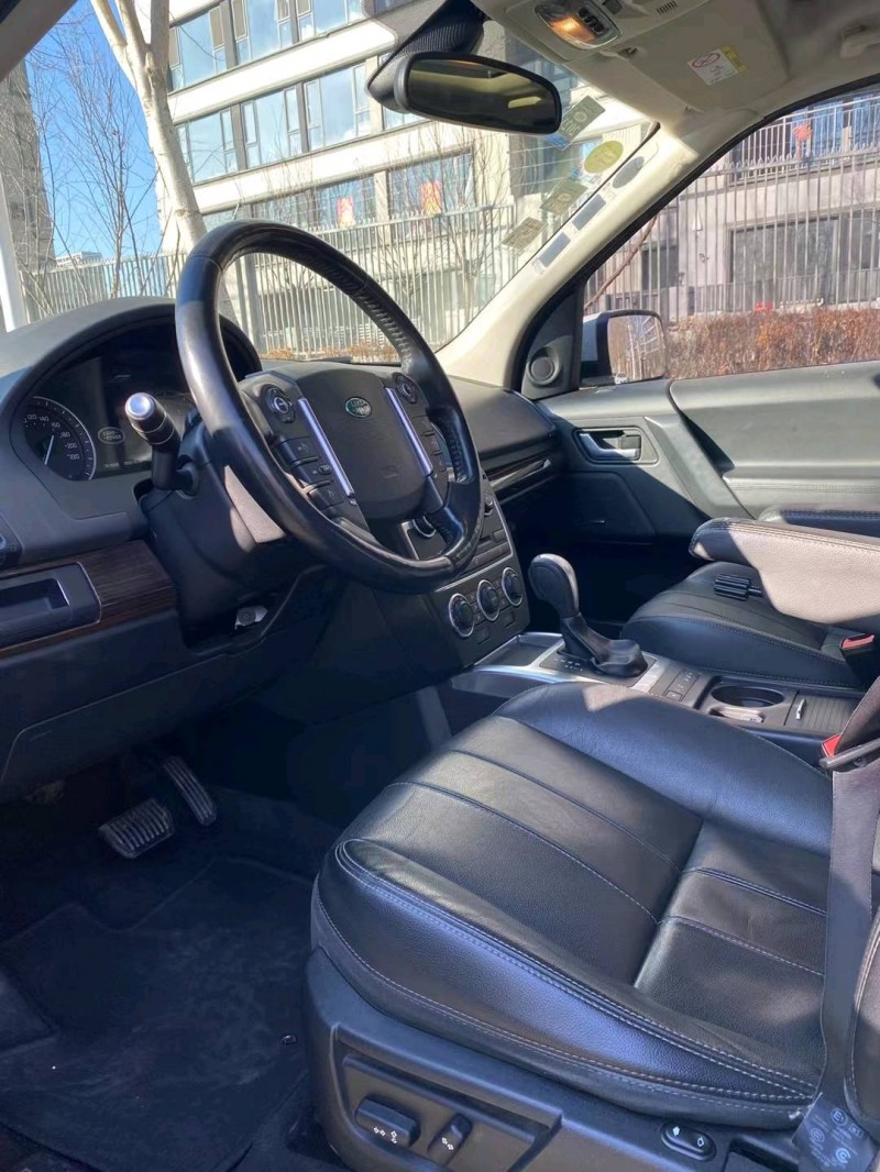 沈阳14年路虎神行者8