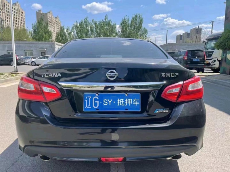 沈阳17年日产天籁4