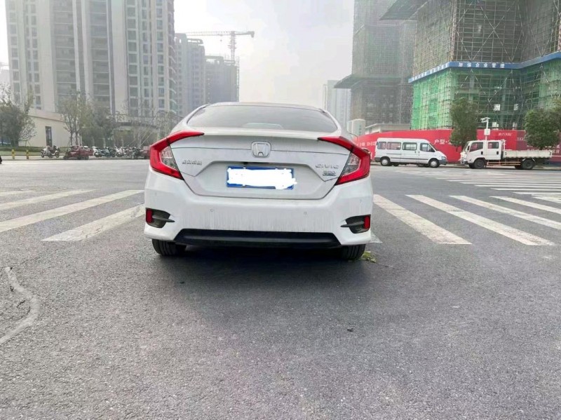 宜昌20年本田思域3