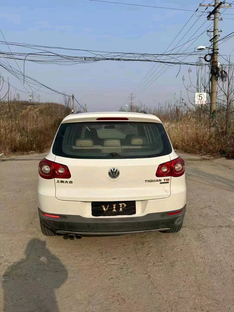 东营11年大众途观9