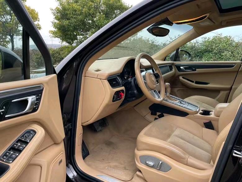 盐城15年保时捷Macan4