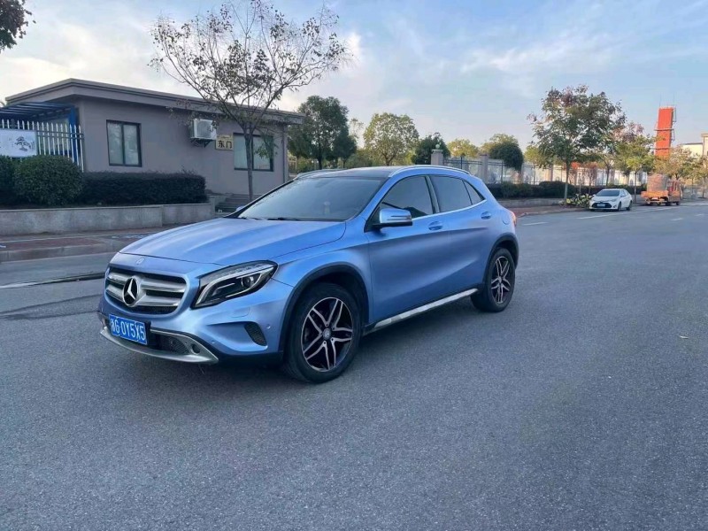 嘉兴16年奔驰CLA3