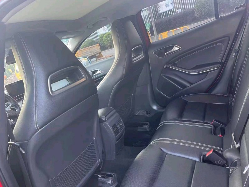 嘉兴16年奔驰CLA8