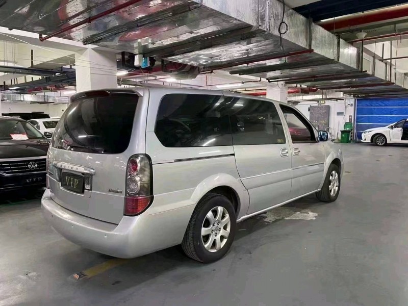 嘉兴09年别克GL86