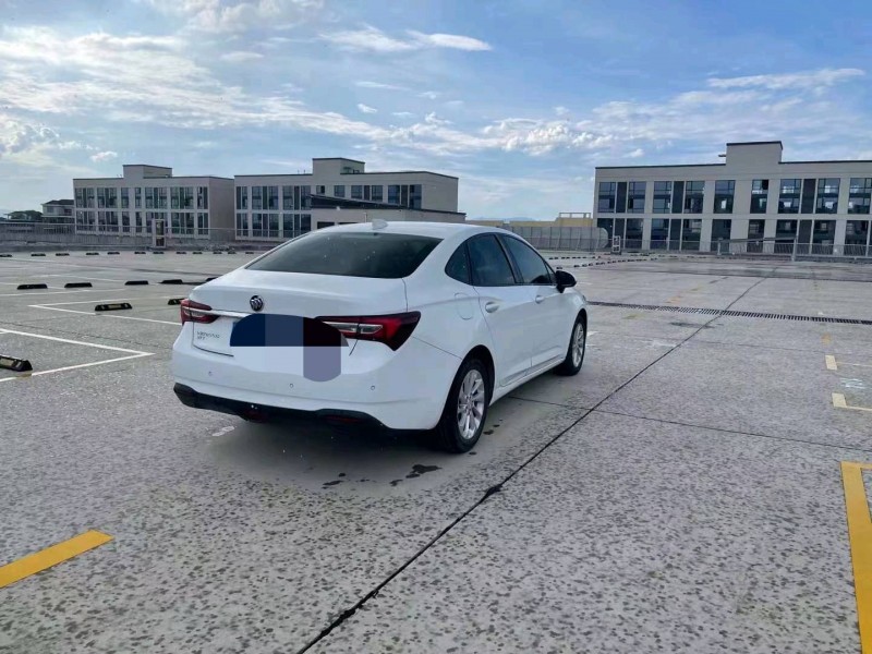 嘉兴21年别克威朗6