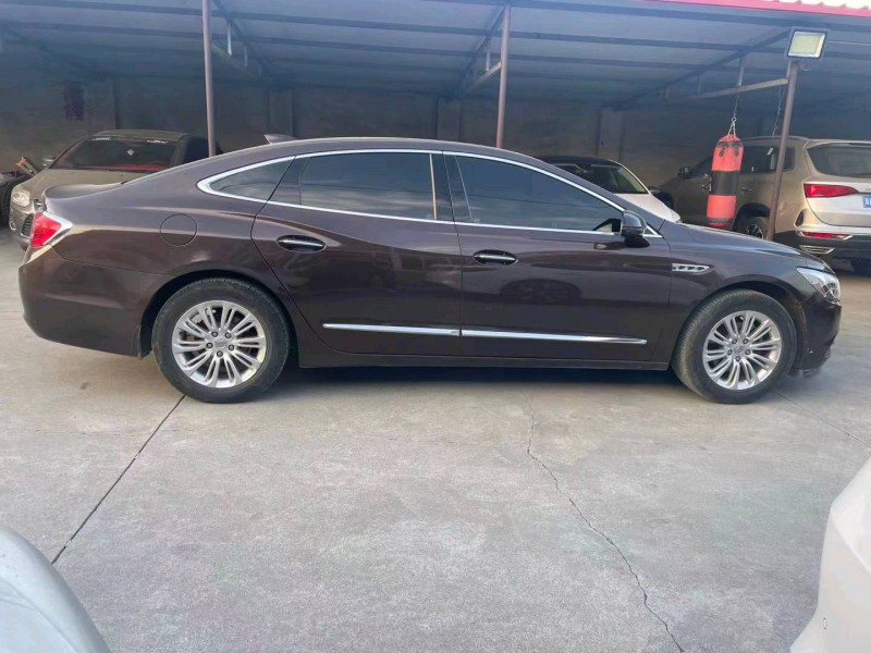 邯郸16年别克君越9