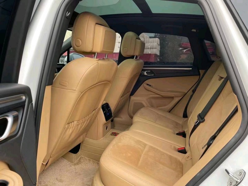 鄭州17年保時捷Macan5