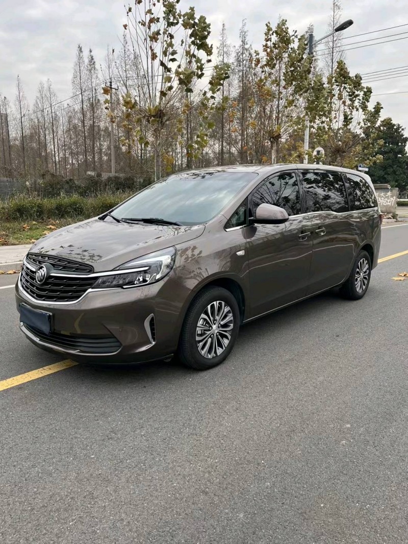 徐州22年别克GL86