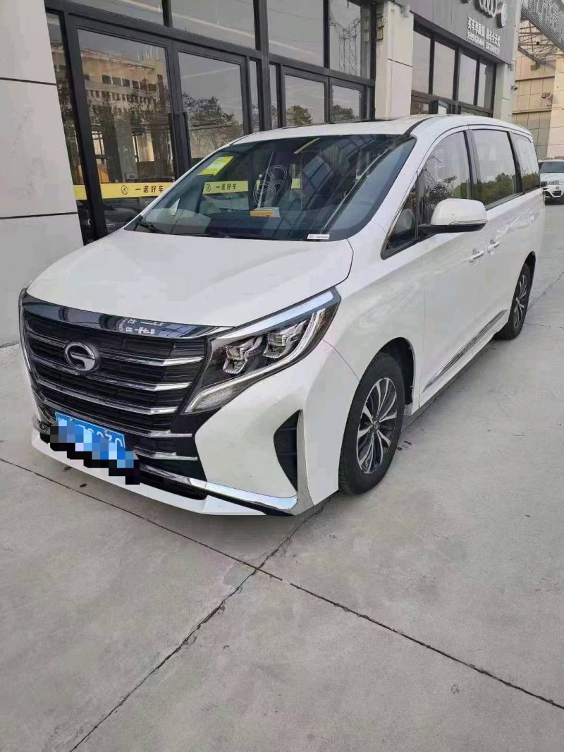 宜昌22年传祺M82