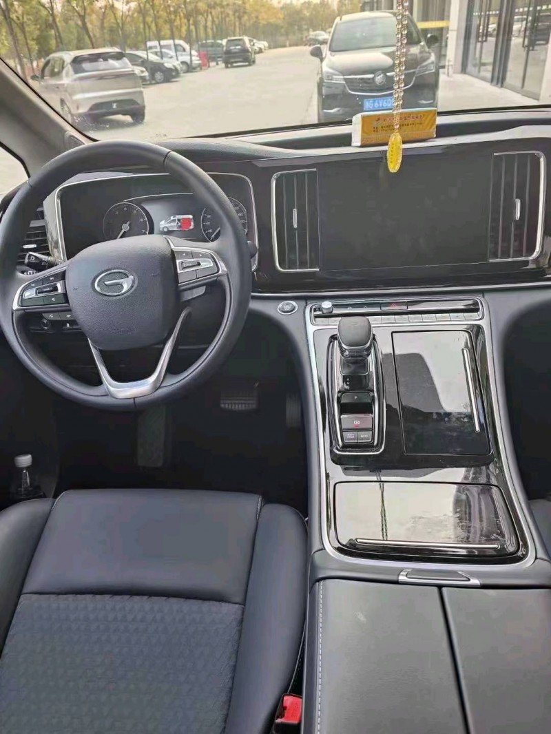 宜昌22年传祺M87