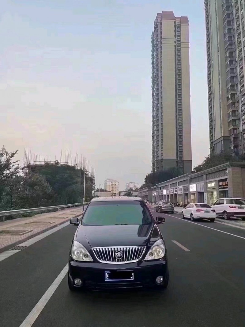 北京15年别克GL81