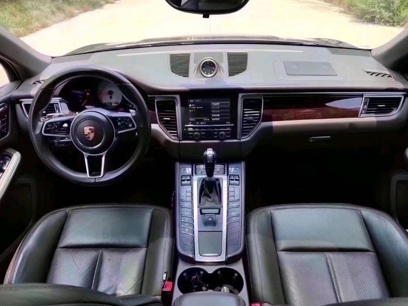 北京15年保时捷Macan2