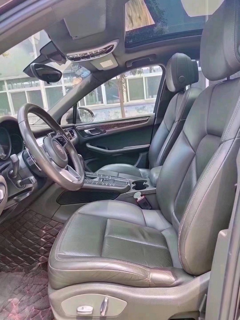 北京15年保时捷Macan5