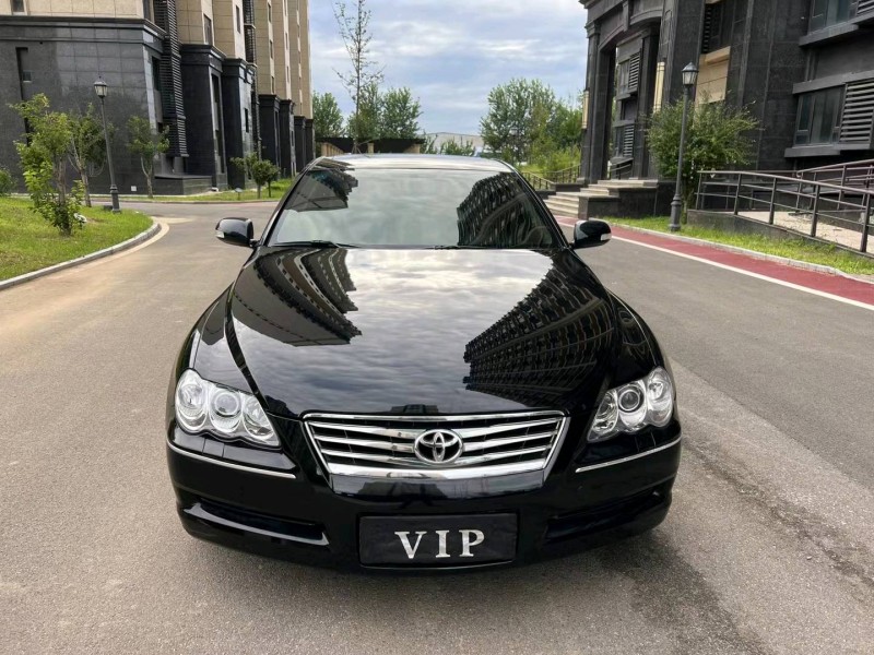 廊坊10年丰田锐志1