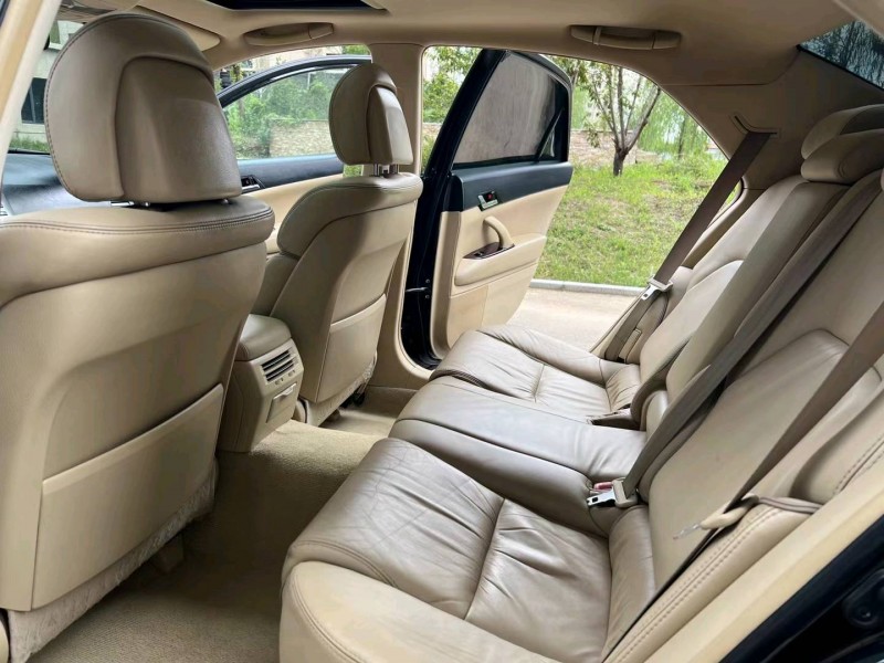 廊坊10年丰田锐志5