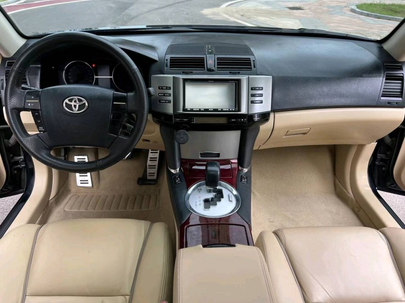 廊坊10年丰田锐志6