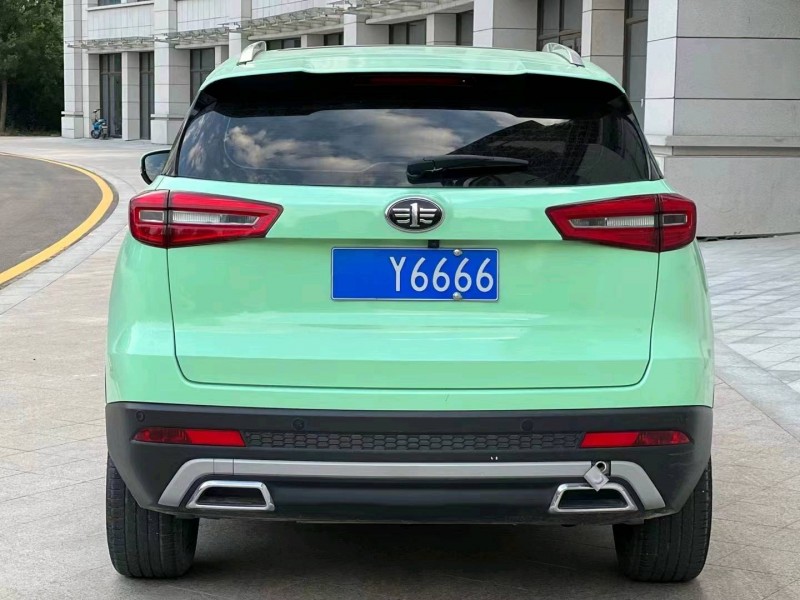 济宁18年一汽森雅R99