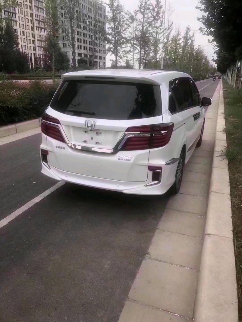 邯郸21年本田艾力绅2