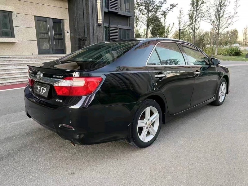 廊坊14年丰田凯美瑞7