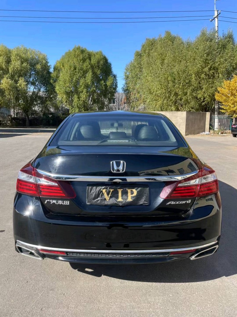 沈阳17年本田雅阁6