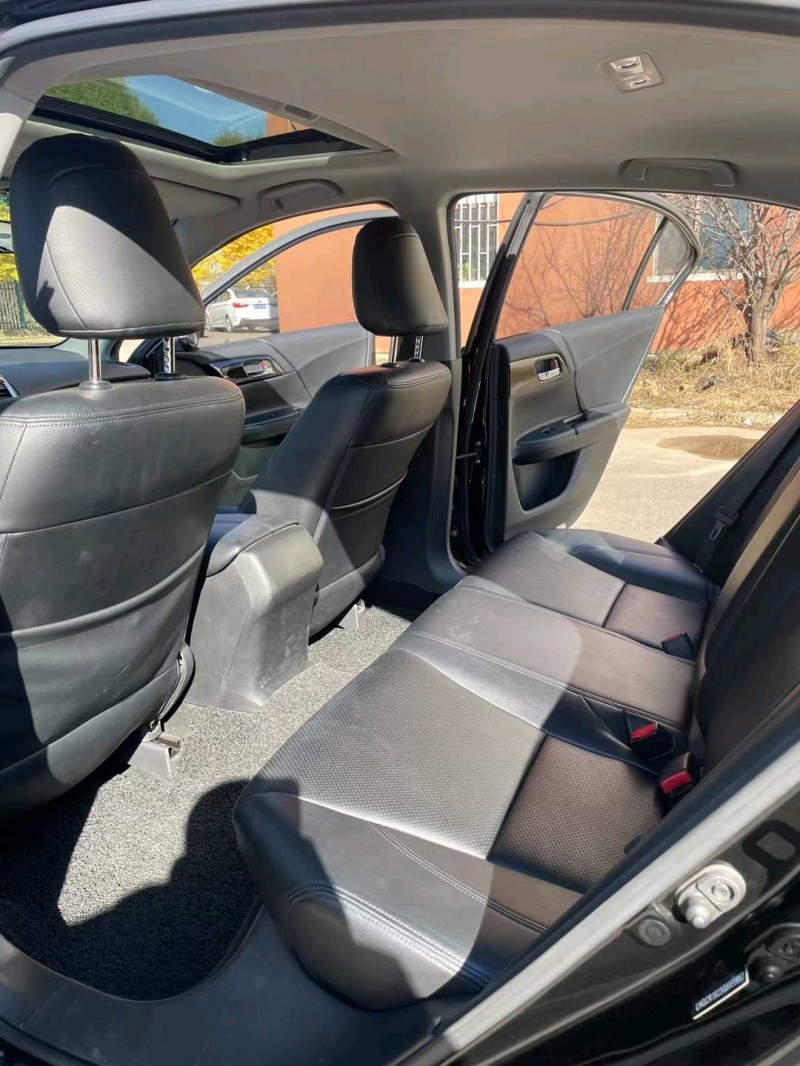 沈阳17年本田雅阁9