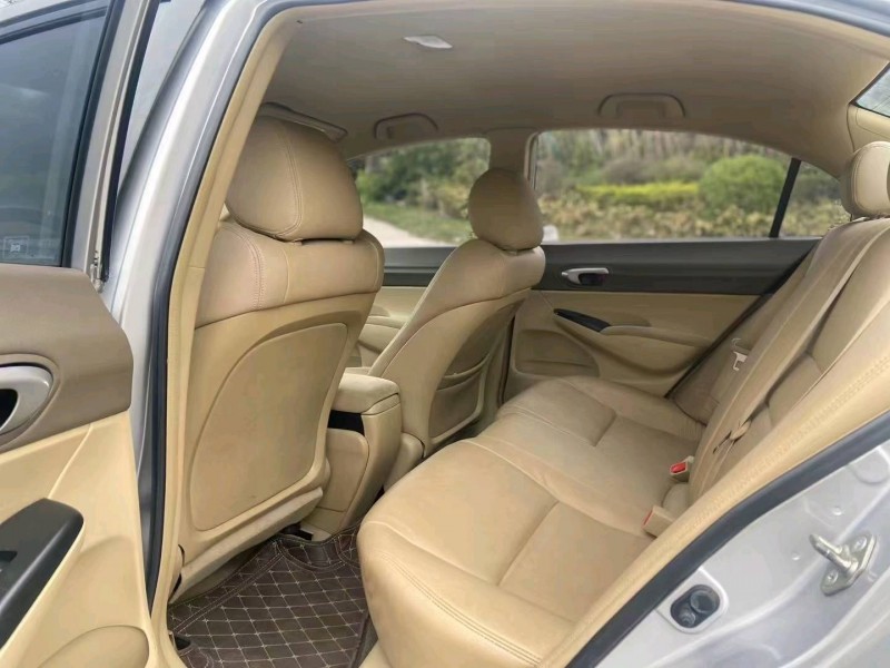 广州07年本田思域8