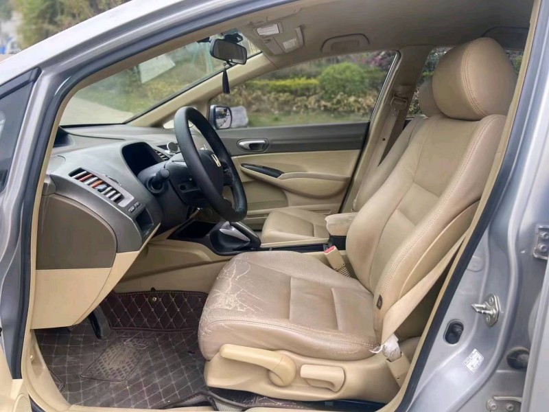 广州07年本田思域9