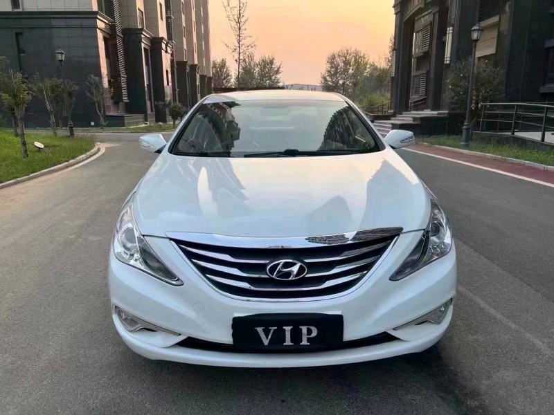 廊坊13年现代索纳塔八1