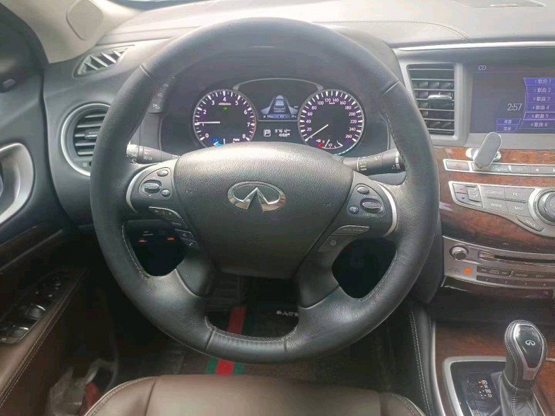 枣庄20年英菲尼迪QX606