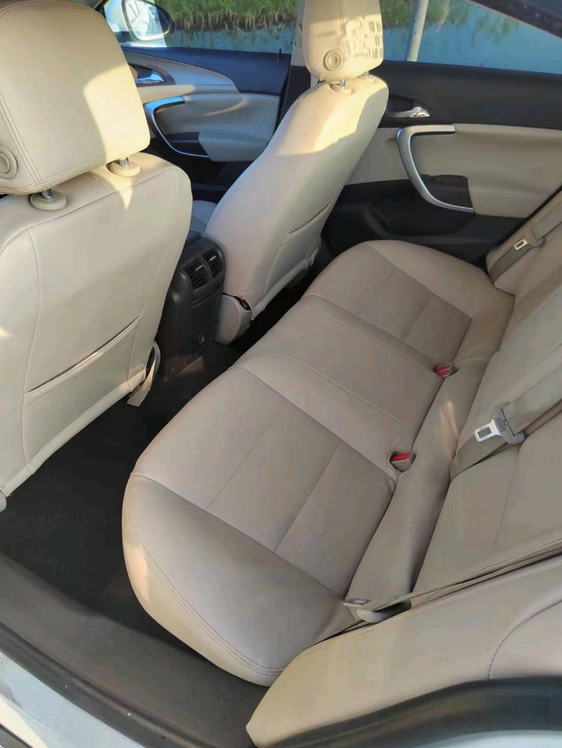 枣庄11年别克君威5