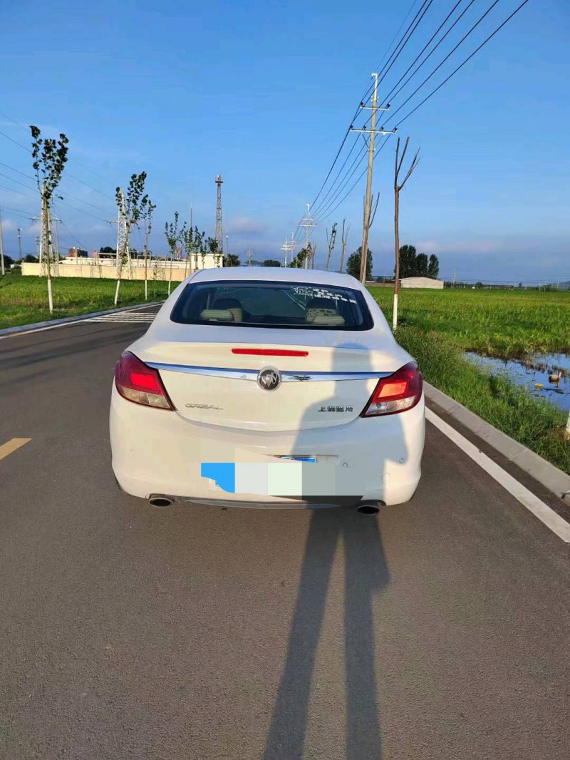 枣庄11年别克君威8