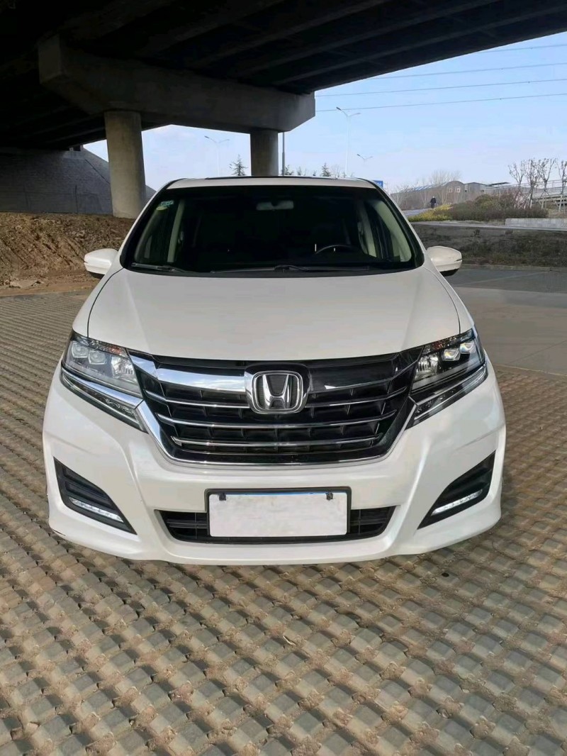 青岛18年本田艾力绅9