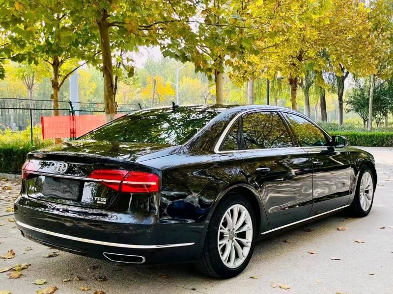 聊城14年奥迪A8L8