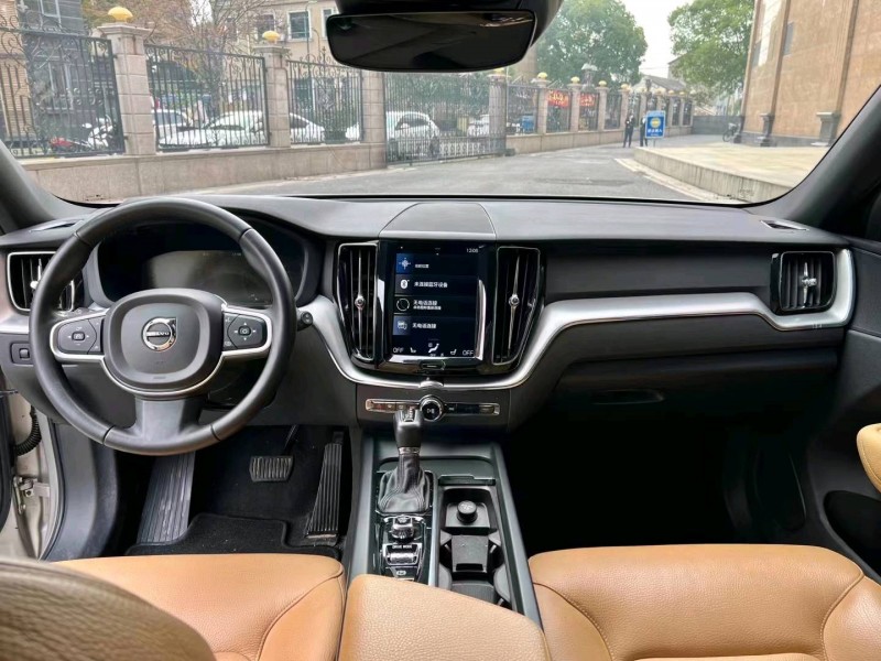 上海18年沃爾沃XC607