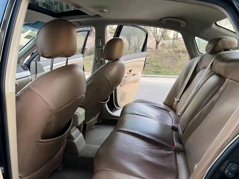 廊坊16年日产轩逸5