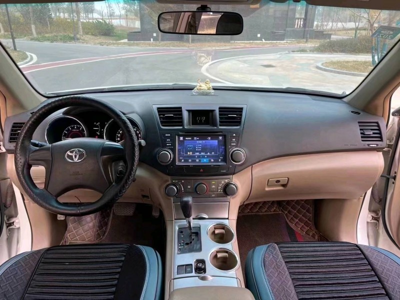 廊坊12年丰田汉兰达4