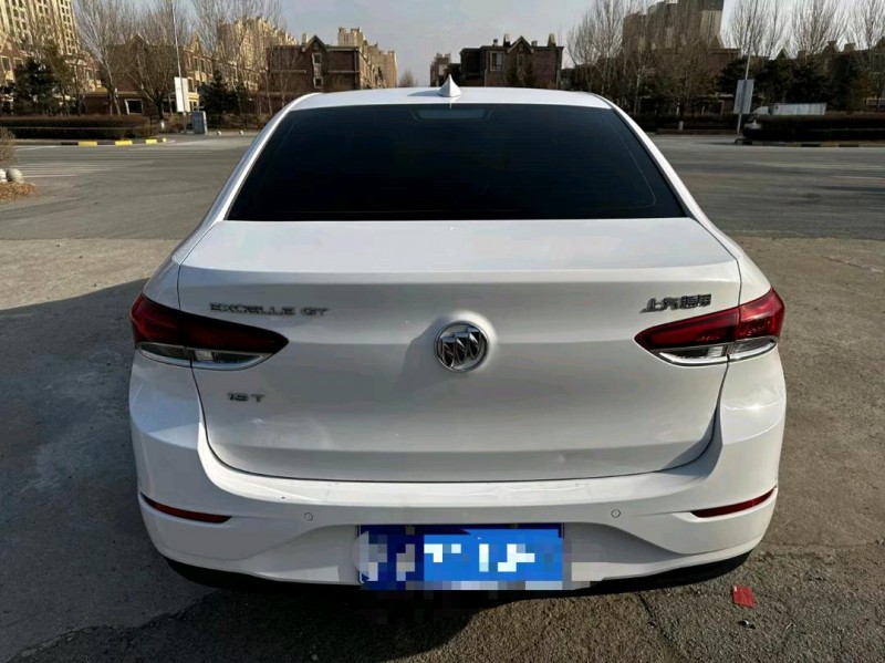 沈阳20年别克英朗8