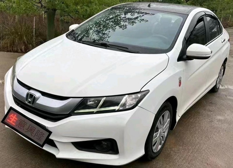 广州16年本田锋范2