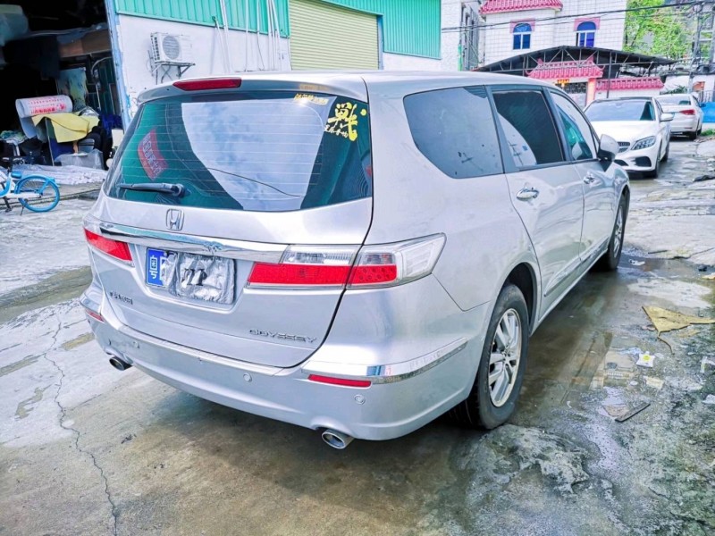 广州12年本田奥德赛8
