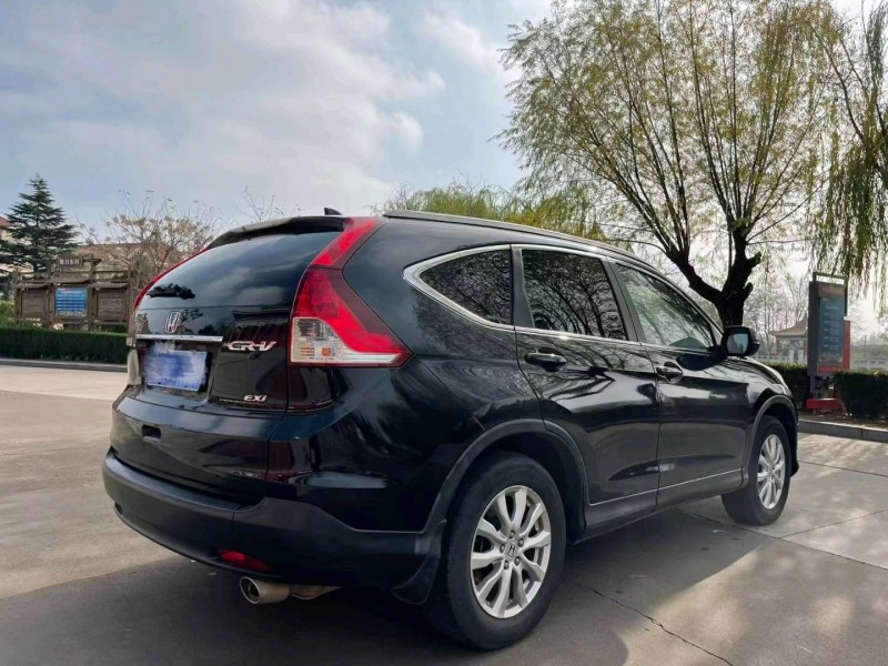 青岛14年本田CRV8