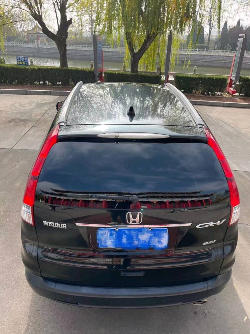 青岛14年本田CRV9